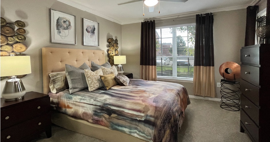 Lenox Village Apartments Image 4